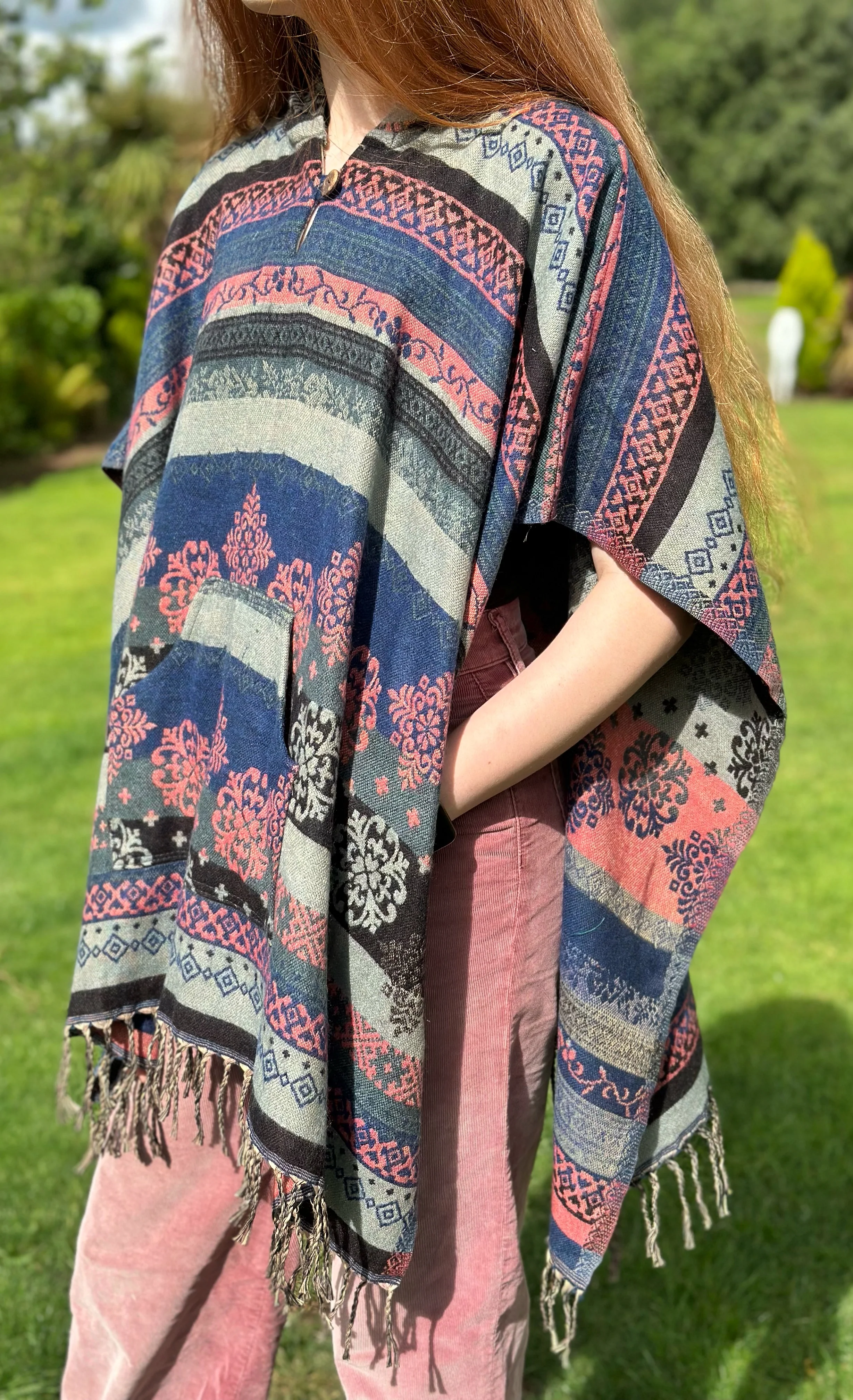 COSY DARK SKIES PONCHO - Image 3