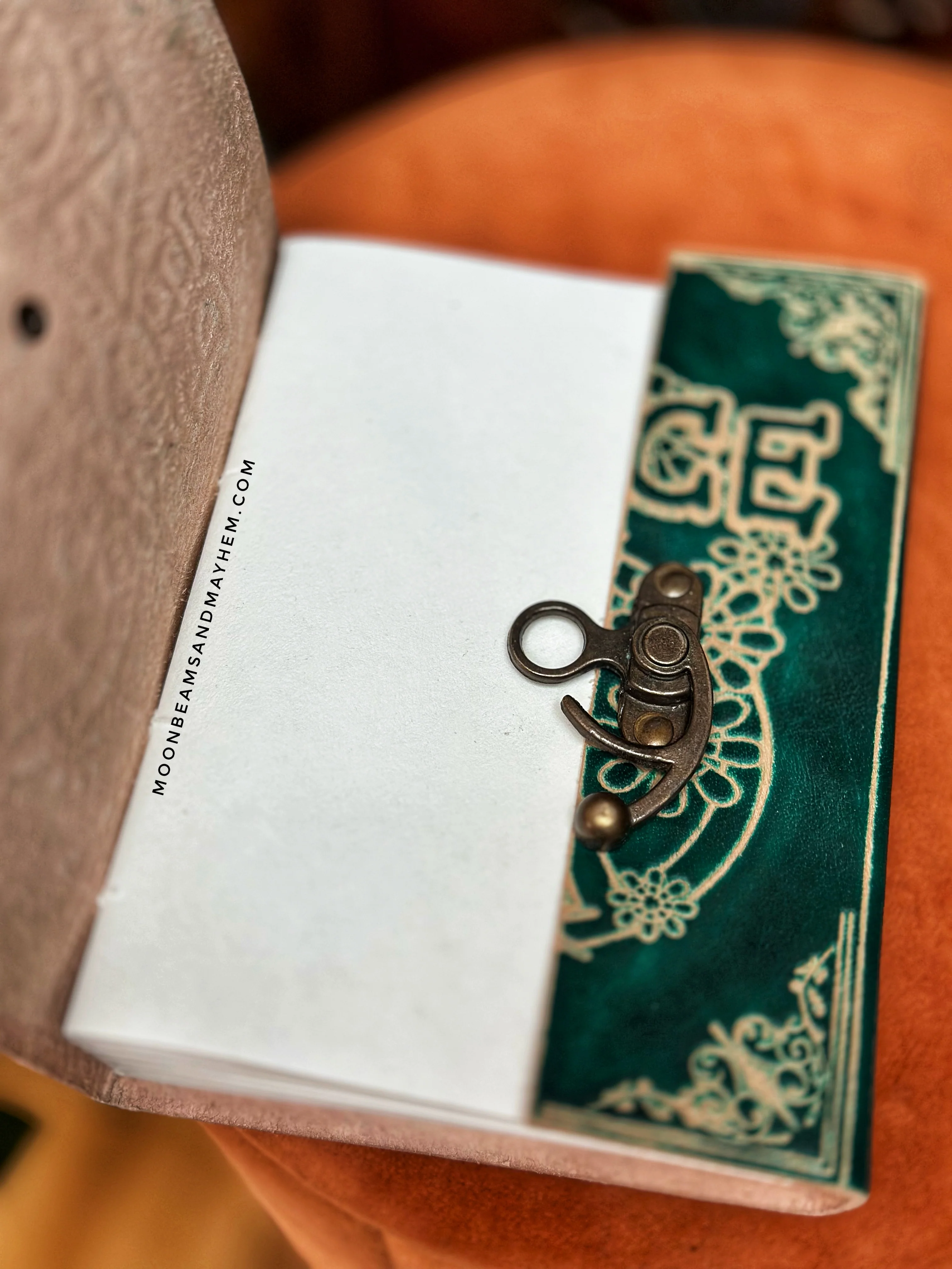 ENCHANTING LEATHER BOUND PEACE JOURNAL / NOTEBOOK / SKETCHBOOK - Image 4