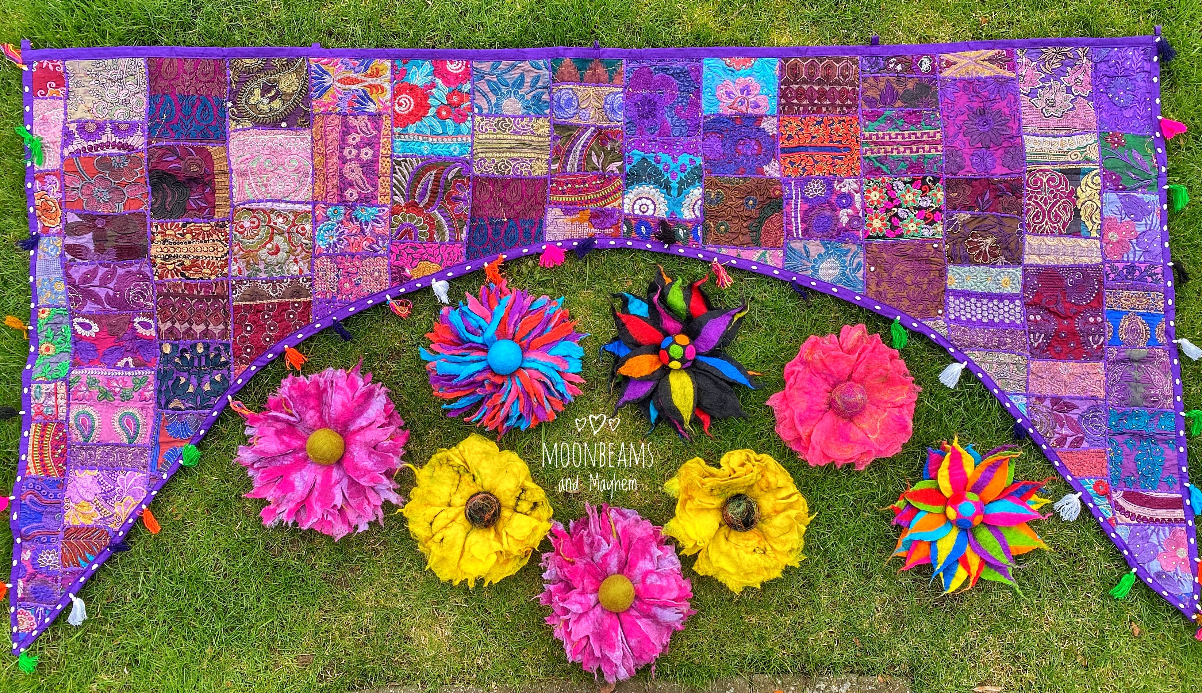 EXQUISITE XL PURPLE BED / WINDOW TORAN - Image 8