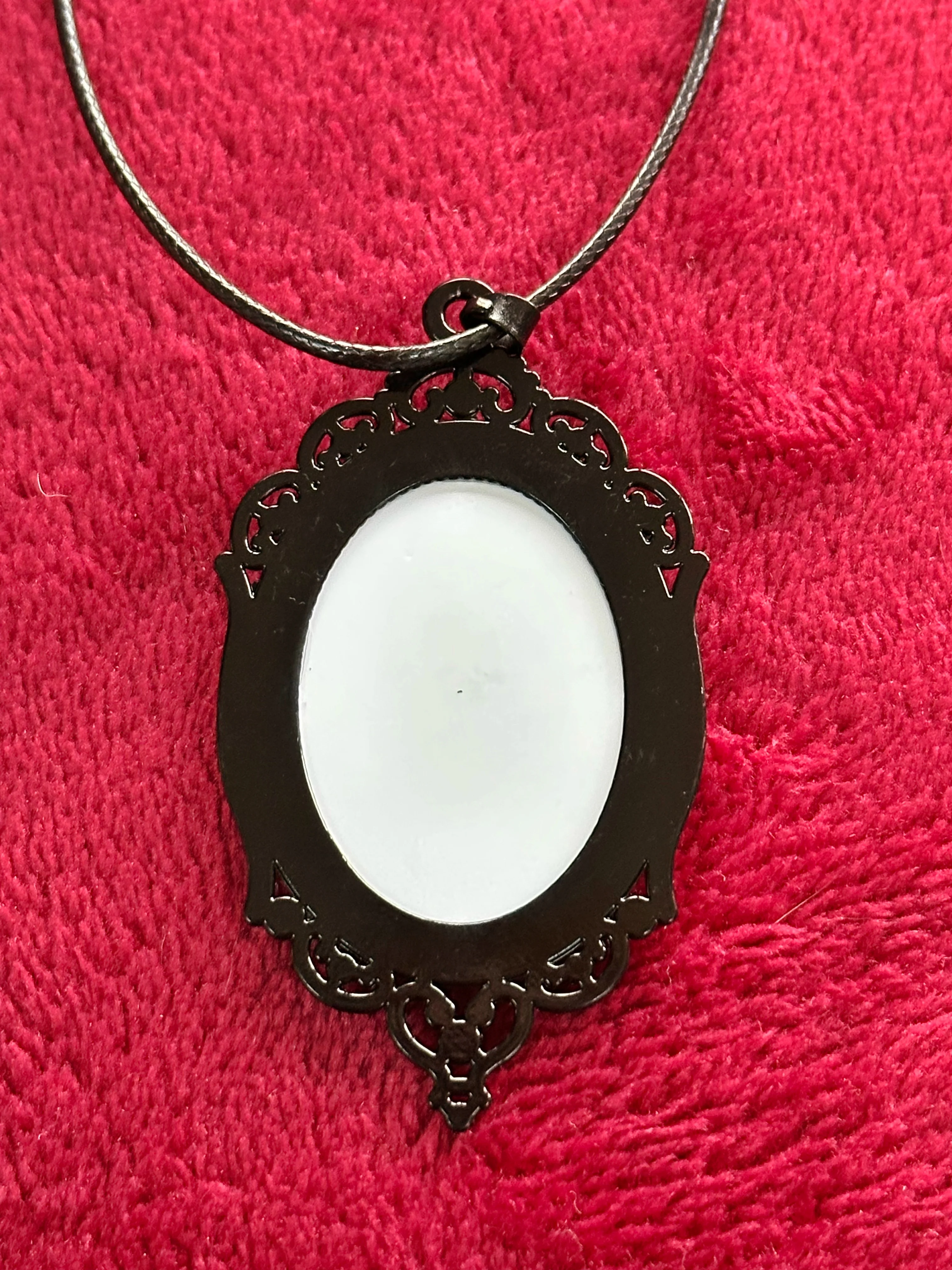 MYSTICAL DARK STAR SUN & MOON NECKLACE - Image 5